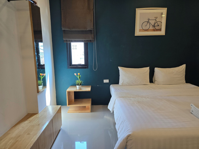 Bedroom 24