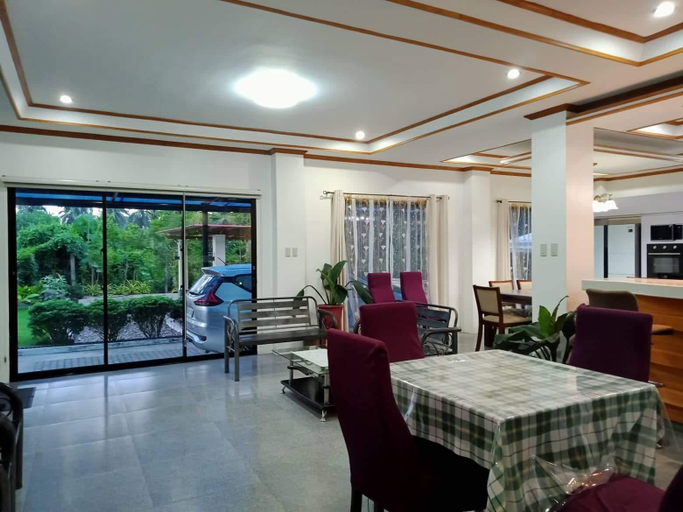 Others 2, Yuke's Bed & Breakfast, Valencia