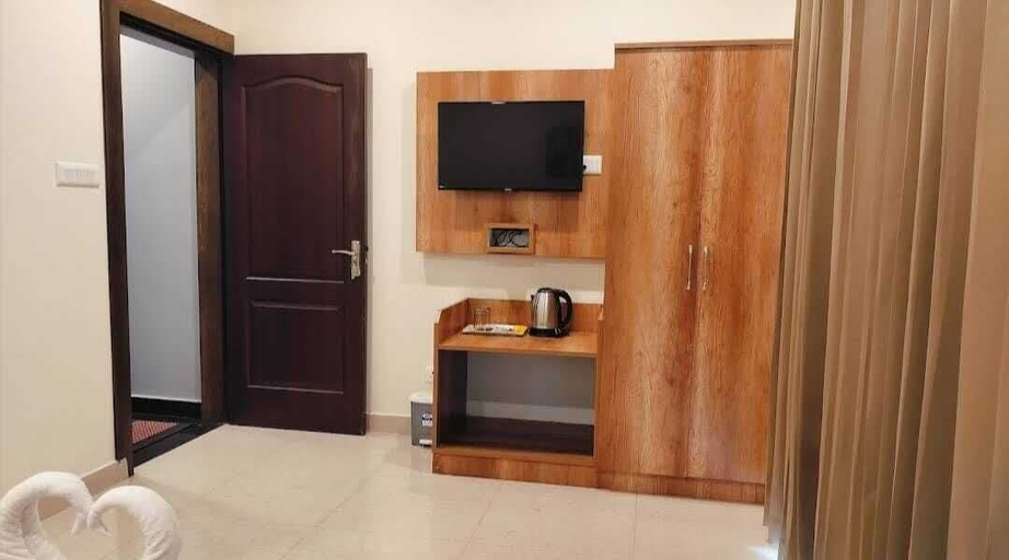 Bedroom 14