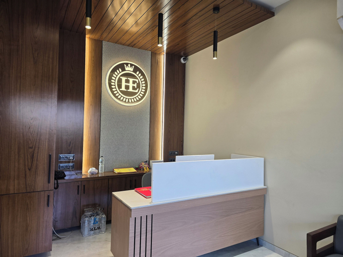 Others 4, Hotel Elite, Kachchh
