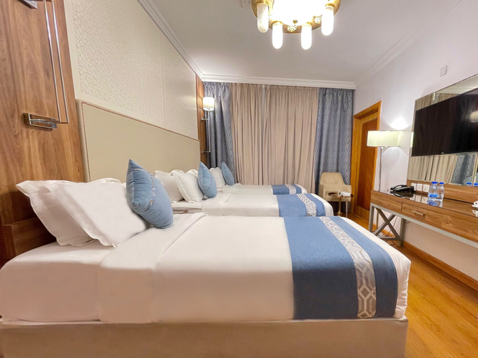 Bedroom 4, ALRITZ ALMADINAH HOTEL - فندق الريتز المدينة, Al Madinah Al Munawwarah