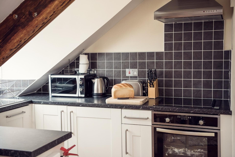 Private kitchen 3, Apartmentsleeps3-garden-hottub-parking, Cornwall