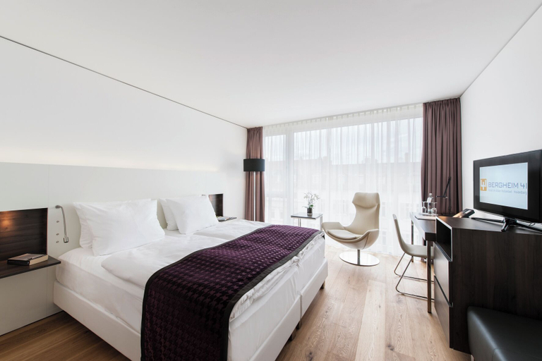 Bedroom 4, Bergheim 41 Hotel im Alten Hallenbad, Heidelberg