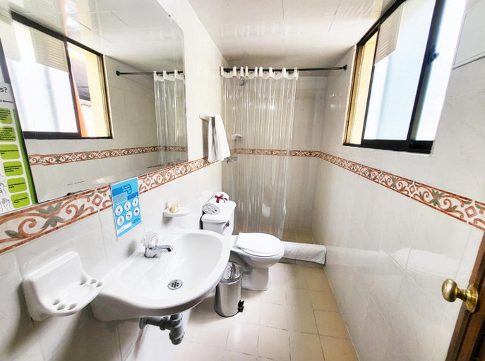 Bathroom, Hotel Ambala Bogota Colonial, Santafé de Bogotá