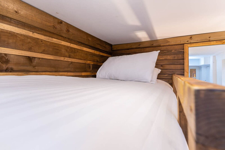 Room 2, Host Stay Grafton Woodshack, Brighton and Hove