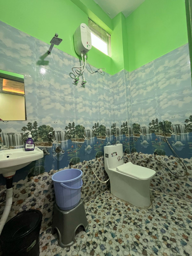 Bathroom 4, Hotel Arya Kulam Palace, Faizabad