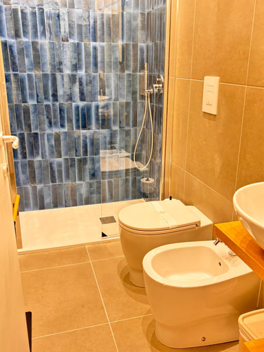 Bathroom 3, La Maison di Partenope, Napoli