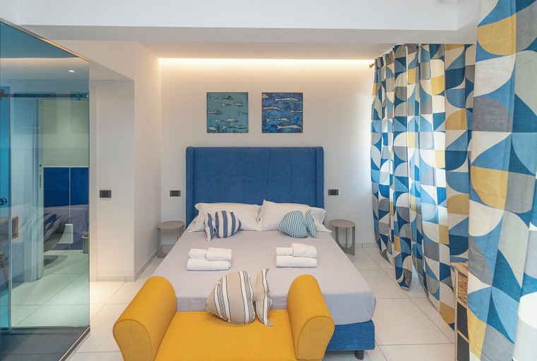 Bedroom 4, Maiori Suites, Salerno