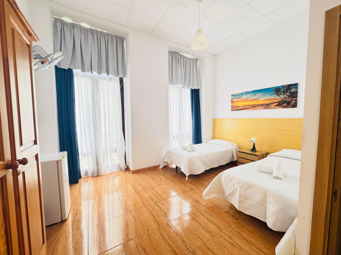 Bedroom 2, Hotel Kasa, Las Palmas