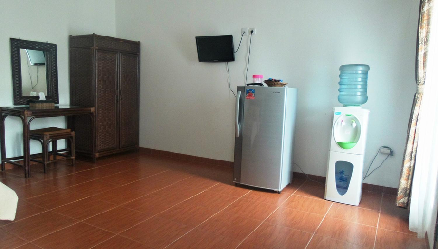 Dining Room 3
