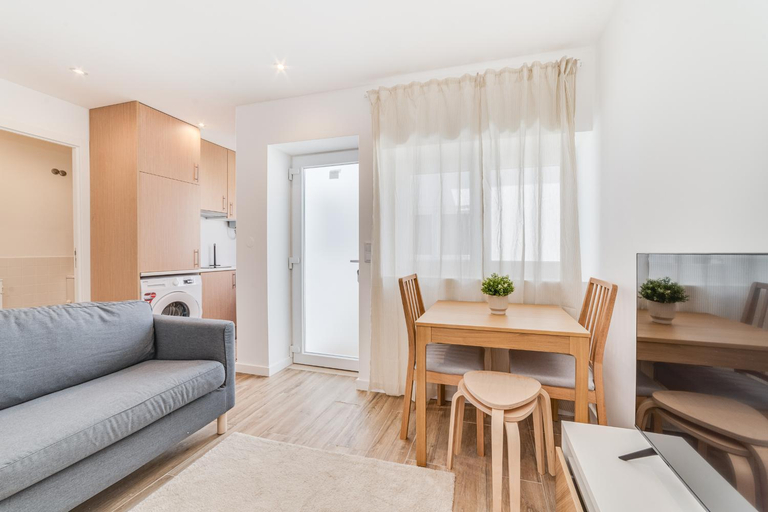 Others 5, Campolide Duplex Apartments, Lisbon