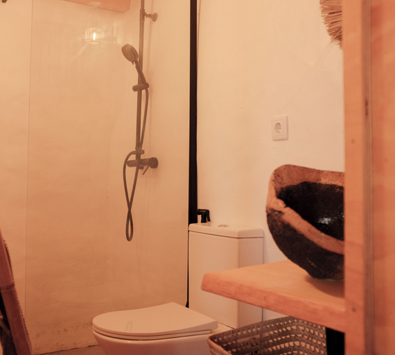 Bathroom 4, Herdade da Maceira, Odemira