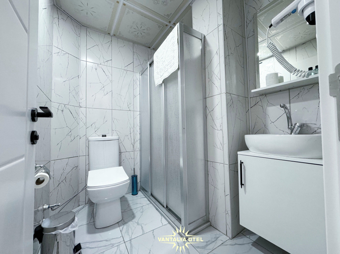 Bathroom, Vantalya Otel, Merkez