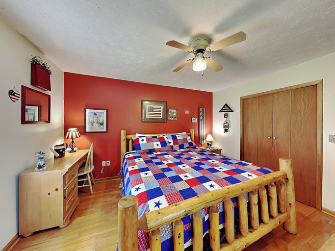 Bedroom 2, Willow Creek by Jackson Mountain Rentals, Sevier