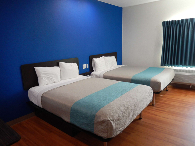 Bedroom 5, Stay Inn & Suites, Houston