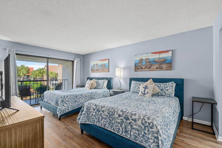 Bedroom 3, Edgewater Golf Villa 956, Bay