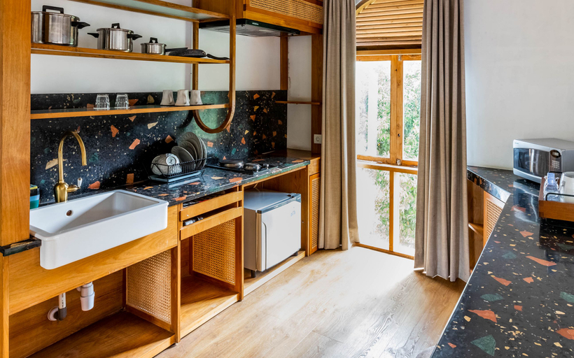 Bathroom 19