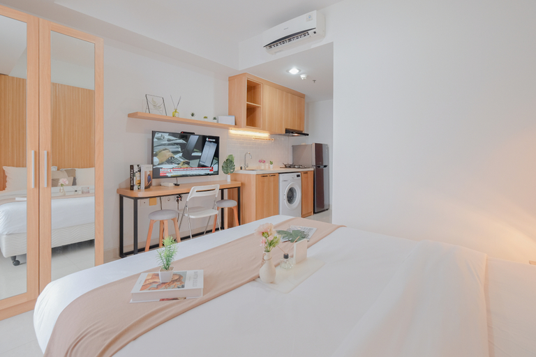 Others 4, Cozy and Minimalist Studio at West Vista Apartment By Travelio, Jakarta Barat