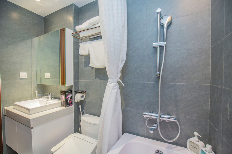 Bathroom 3, Sumitomo15 Apartment, Ba Đình