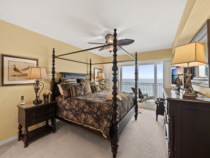 Bedroom 3, La Vistana 703 by Distinctive Beach Rentals, Pinellas