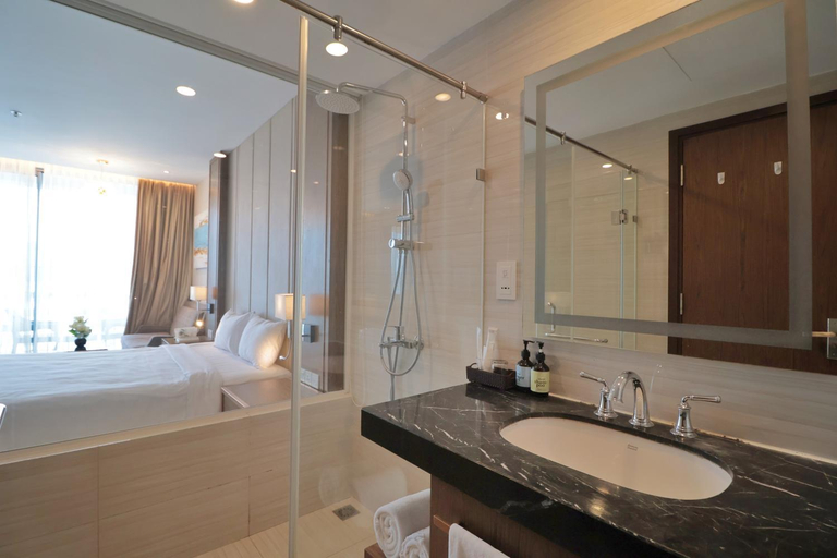Bathroom 5, Wise Stay Panorama Condotel, Nha Trang