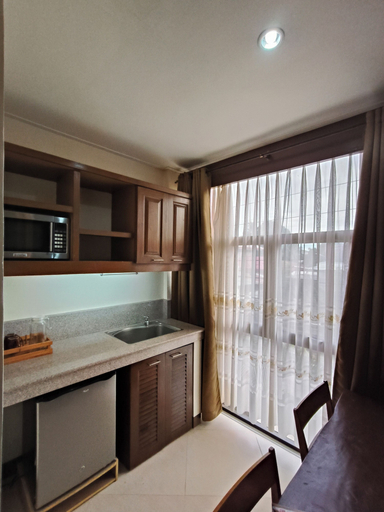 Dining Room 6