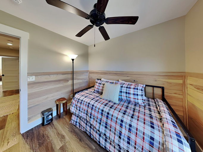 Others 3, The Squirrel's Nest by Jackson Mountain Rentals, Sevier