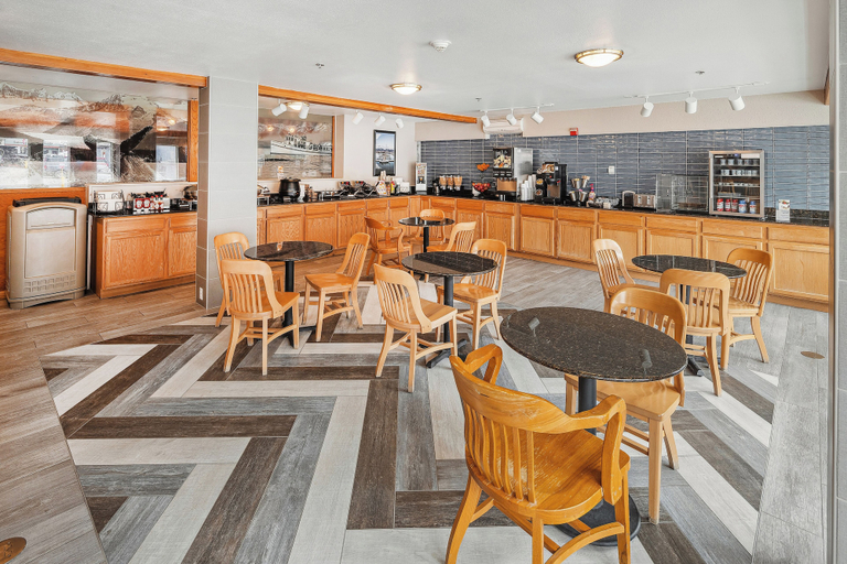 Food & Drinks 5, Hotel Edgewater, Kenai Peninsula
