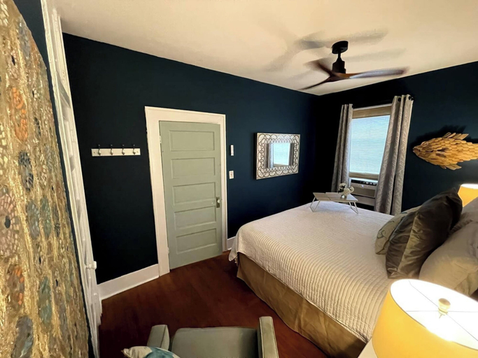 Bedroom 2, Charming Coastal Retreat, Galveston
