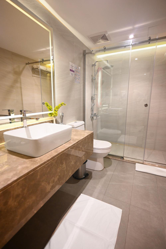Bathroom 5, Boudl Al Maidan