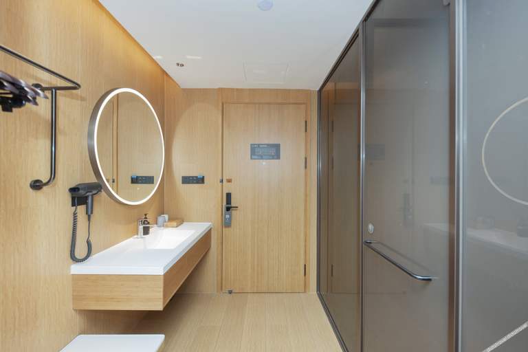 Bathroom 3, Ji Hotel Bengbu Railway Station, Bengbu