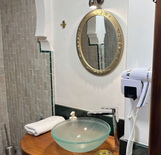 Bathroom 5, Riad Hanael Garden & Spa, Fès