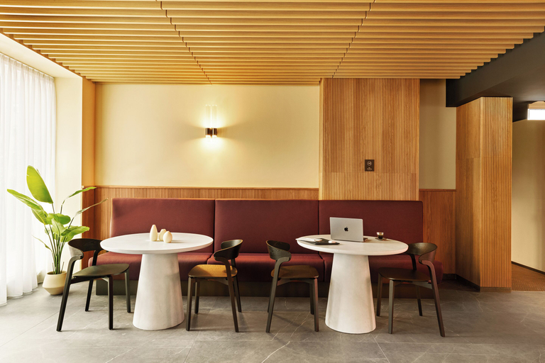 Public Area 2, Bob W Milan Crocetta, Milano