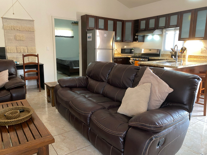 Others 4, Gorgeous Poolside Apartment, Chame