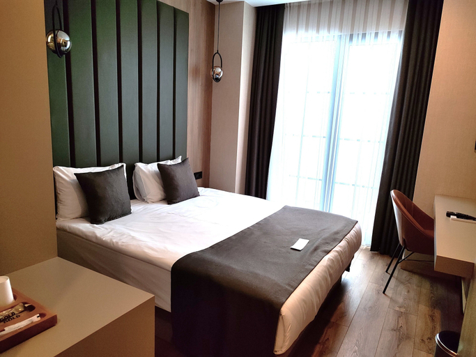 Bedroom 4, Perast City Hotel, Antalya