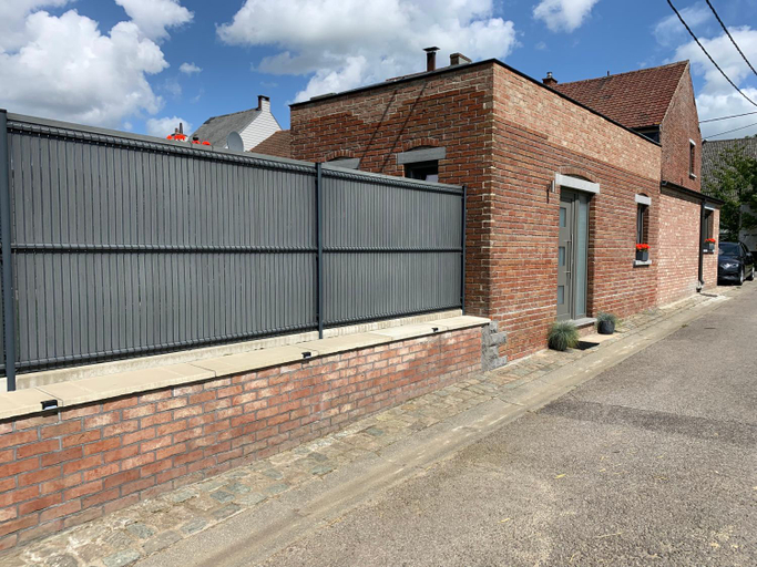 Others 3, Esteban studio, Hainaut