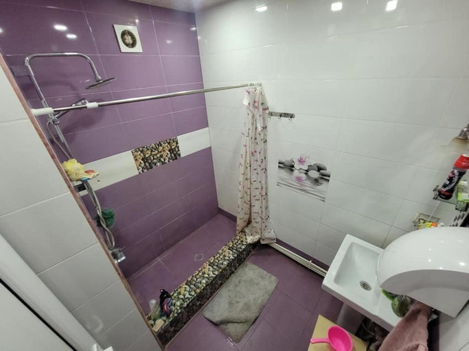 Bathroom 3, Private Rooms in Family Guesthouse, Yerevan