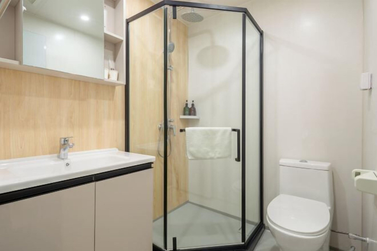 Bathroom 4, City 118 Express Hotel (Penglai Scenic Area Bathing Beach Branch), Yantai