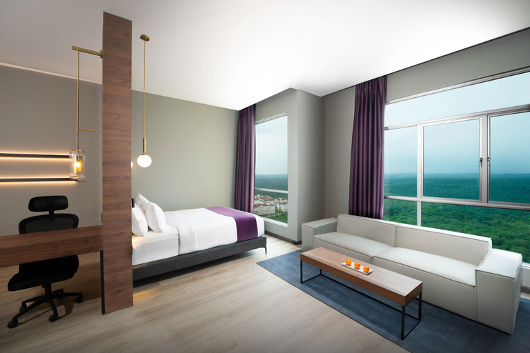 Quest Hotel Midport Port Dickson Room Type - Premier Room Forest View