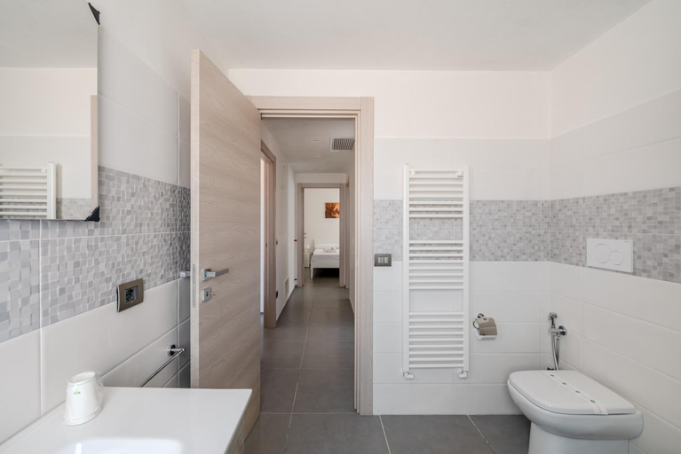Bathroom 4, La Dimora di Nobile, Brindisi
