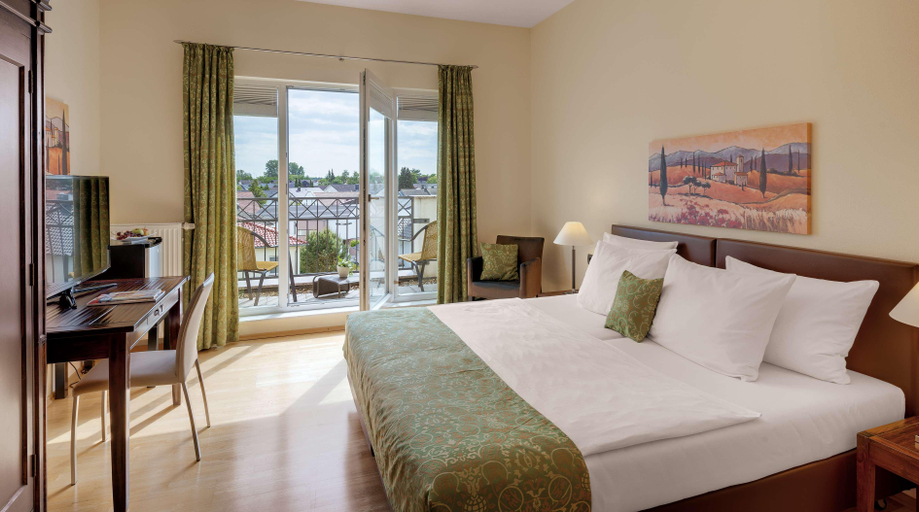 Bedroom 2, Hotel Villa Medici, Karlsruhe