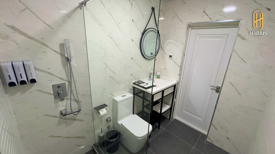 Bathroom 4, Harris Tashkent, Tashkent City
