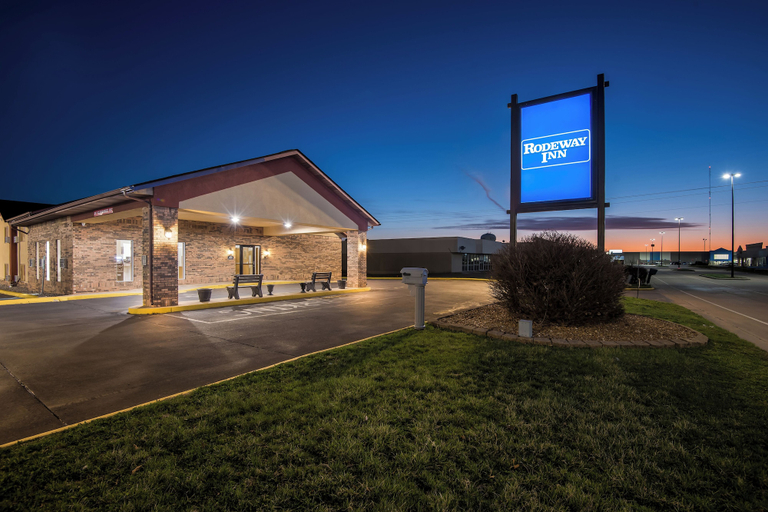 Exterior & Views 2, Rodeway Inn Effingham North, Effingham