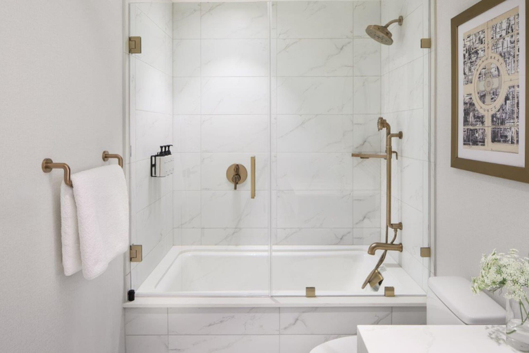 Bathroom 5, InterContinental Hotels INDIANAPOLIS, Marion