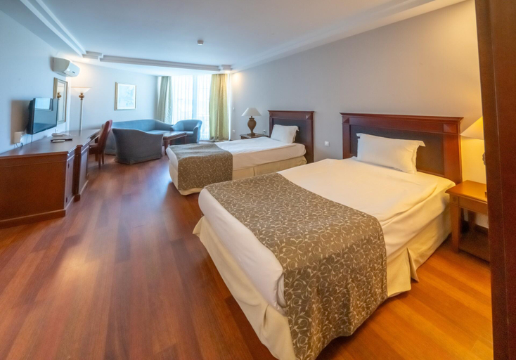 Bedroom 3, Bodrum Holiday Resort & Spa, Bodrum