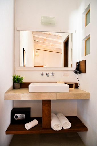 Bathroom 2, Villa Maria Hotel, Valle de Bravo