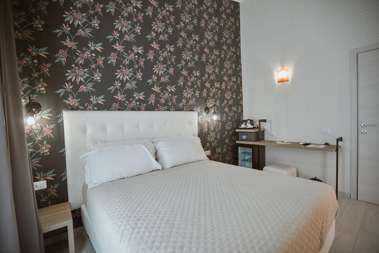 Bedroom 3, Castrichella Smart Buotique Hotel Rome Airport, Rome