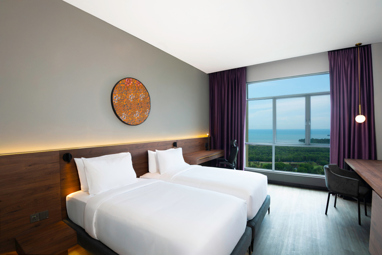Quest Hotel Midport Port Dickson Room Type - Superior Room Sea view