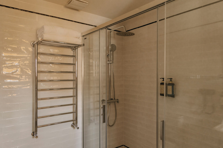 Bathroom 4, Hotel PAX Casona del Busto, Asturias