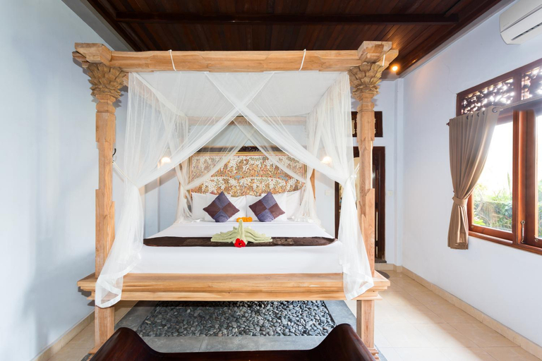 Bedroom 12